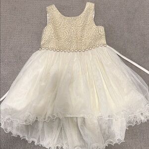 American Princess Cream and Gold Textured Dress size 7